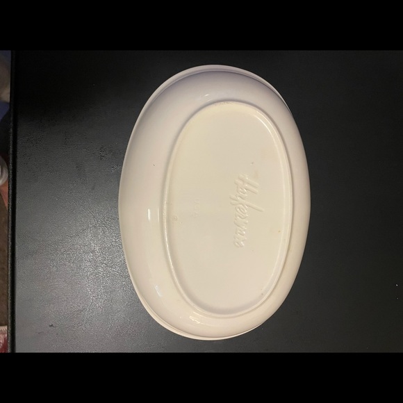 Vintage Harkerware divided serving dish - Picture 6 of 6